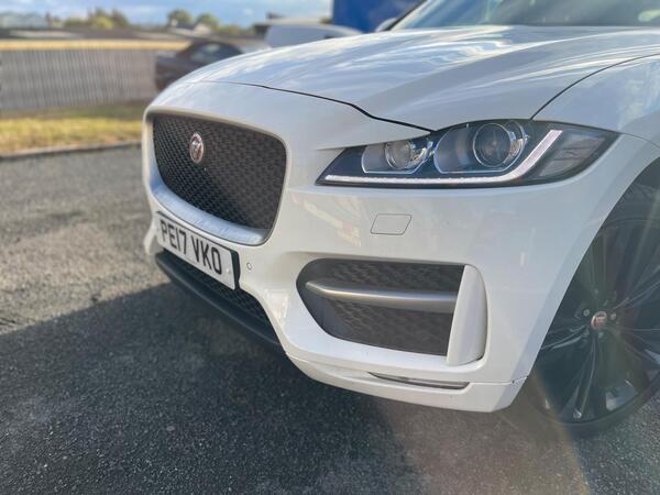 2017 Jaguar F-PACE 2.0 D180 R-Sport AWD - photo 2